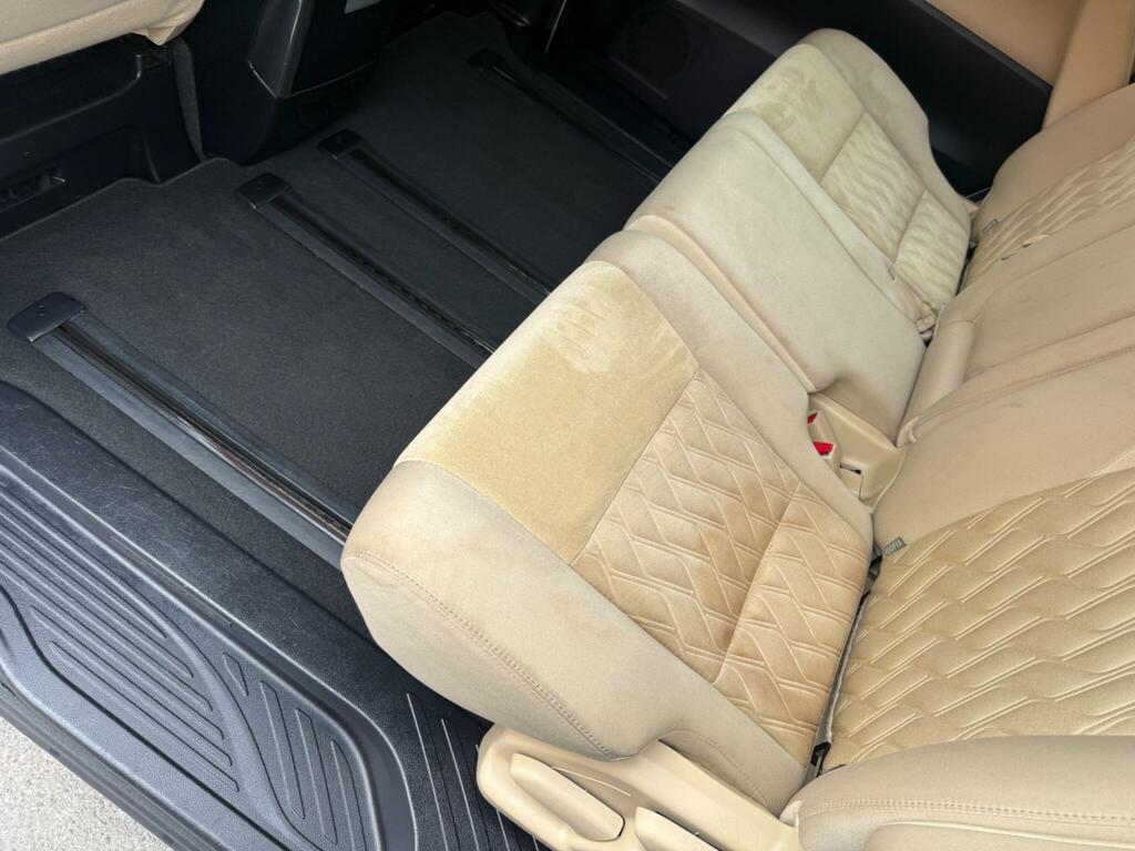 Toyota Vellfire Mpv 2.4 8 Seats Verified Miles Fresh I Black #27