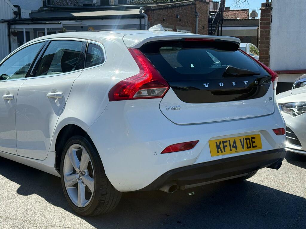 Volvo V40 1.6 T4 R-design Lux Nav Hatchback Power KF14VDE White #6