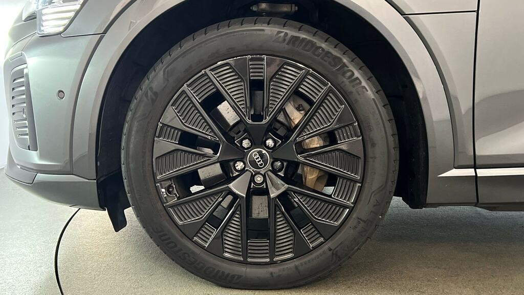 Audi Q8 e tron 300Kw 55 Quattro 114Kwh Black Ed At Tech Pro GY23LVT Grey #5