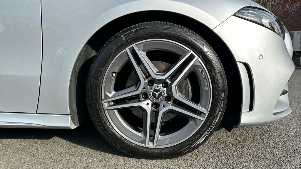 Mercedes-Benz A Class A180 Amg Line Executive NG70UMO Silver #5