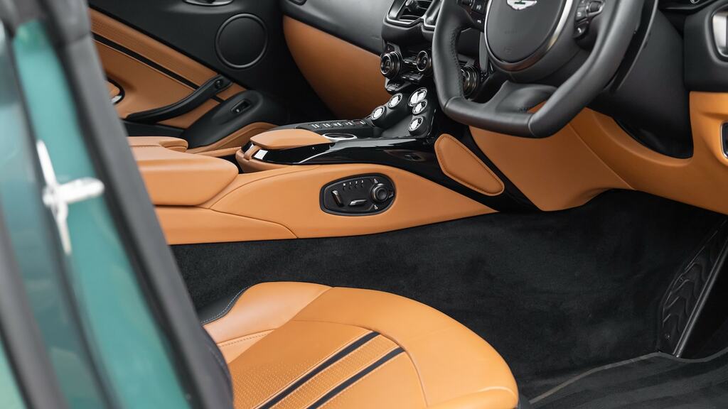 Aston Martin V8 V8 2dr Auto Grey #39