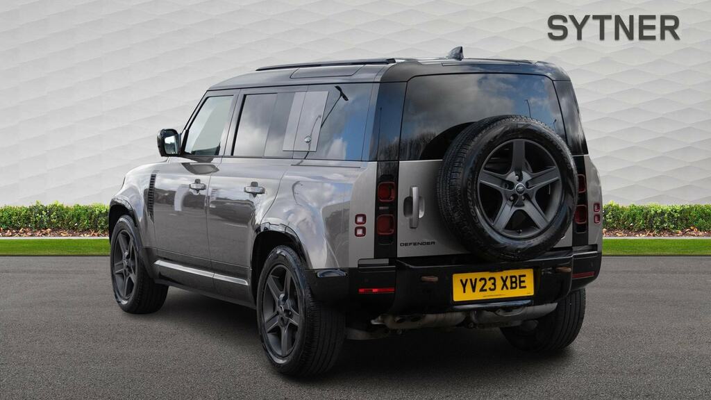 Land Rover Defender 110 3.0 D300 X-dynamic Se 110 YV23XBE Brown #2