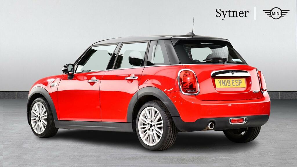 Mini Hatch 1.5 Cooper Exclusive II Nav Pack YN19ESP Red #2