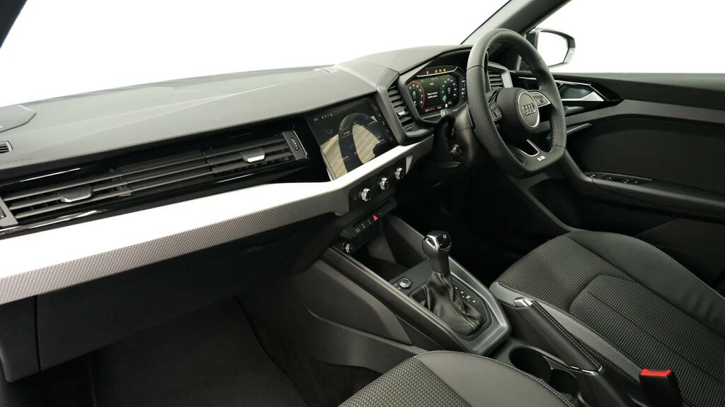 Audi A1 35 Tfsi Black Edition S Tronic YK26HJF Blue #2