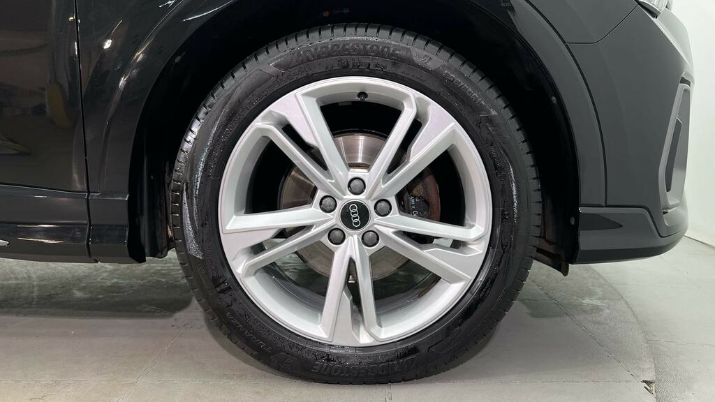Audi Q3 35 Tdi S Line S Tronic Comfortsound Pack BV72PLF Black #5