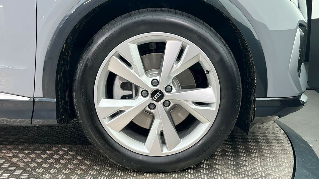 Audi Q4 E Tron 150Kw 40 63Kwh S Line Leather FN26ATU Grey #5