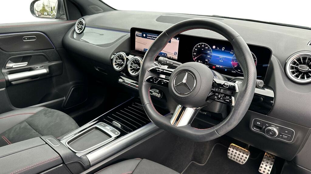 Mercedes-Benz GLA Class Gla 200 Amg Line Executive KM24YXN Grey #3
