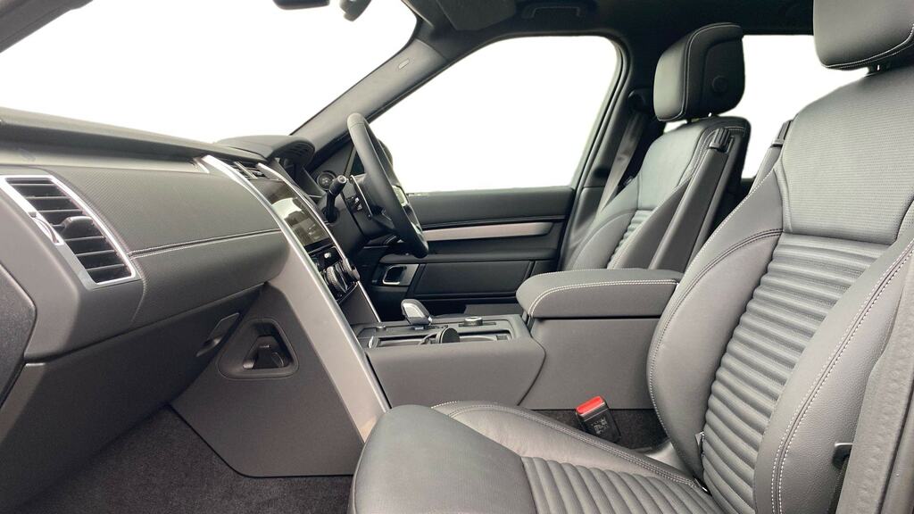 Land Rover Discovery 3.0 D350 Gemini DK26OFB Black #3