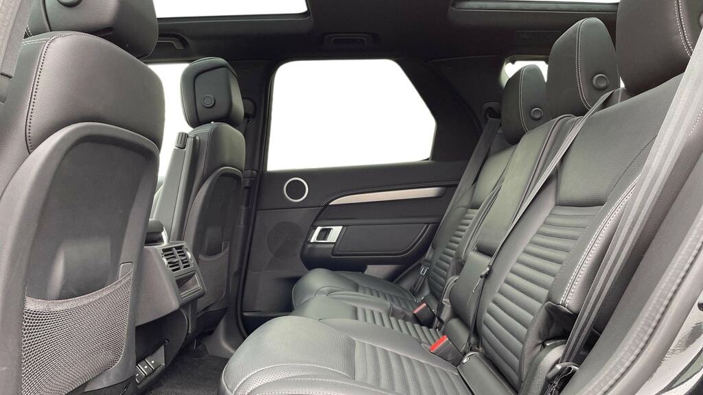 Land Rover Discovery 3.0 D300 Dynamic Se YR73RKZ Black #4