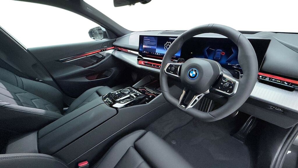 BMW 5 Series 530E M Sport Tech Plus YP26WCA Grey #6