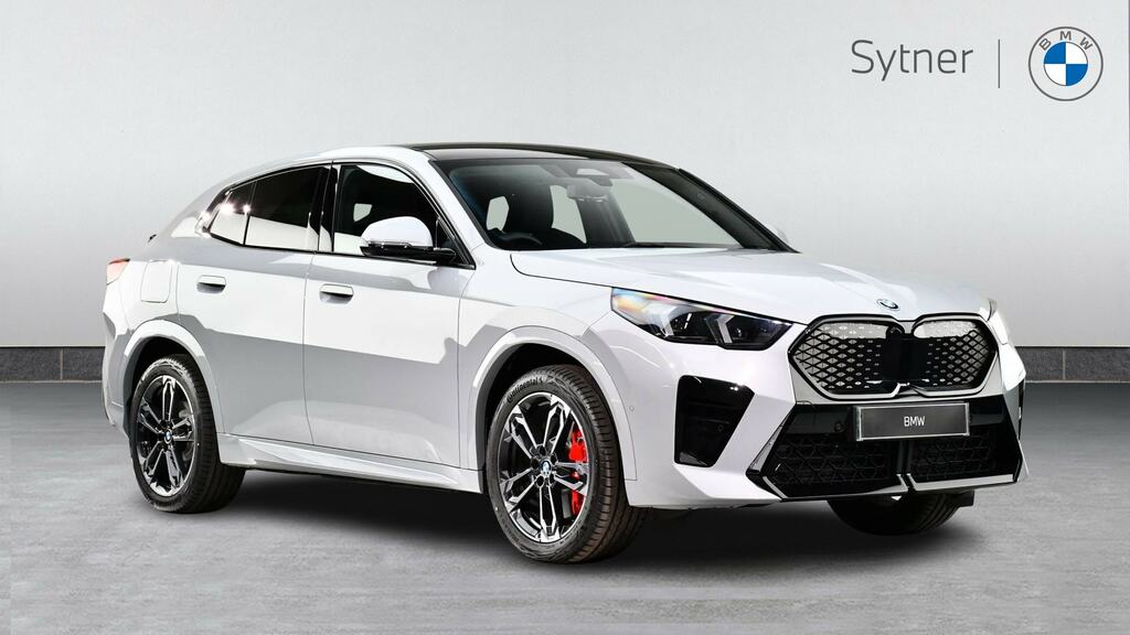 BMW iX2 150Kw Edrive20 Shadow Edition 65Kwh YP26XKJ Grey