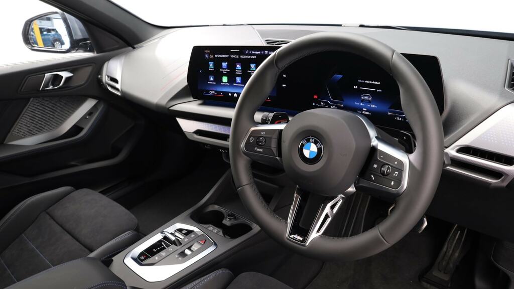 BMW 1 Series 120 M Sport Step EK26VUD Blue #6