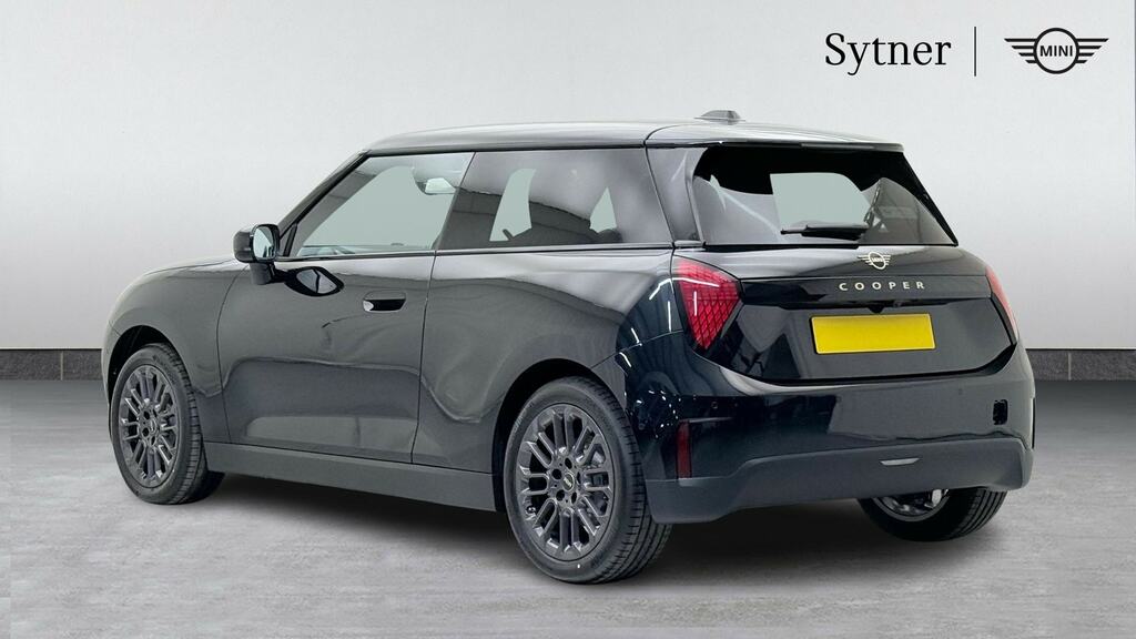 Mini Hatch 135Kw E Monochrome 41Kwh Black #2