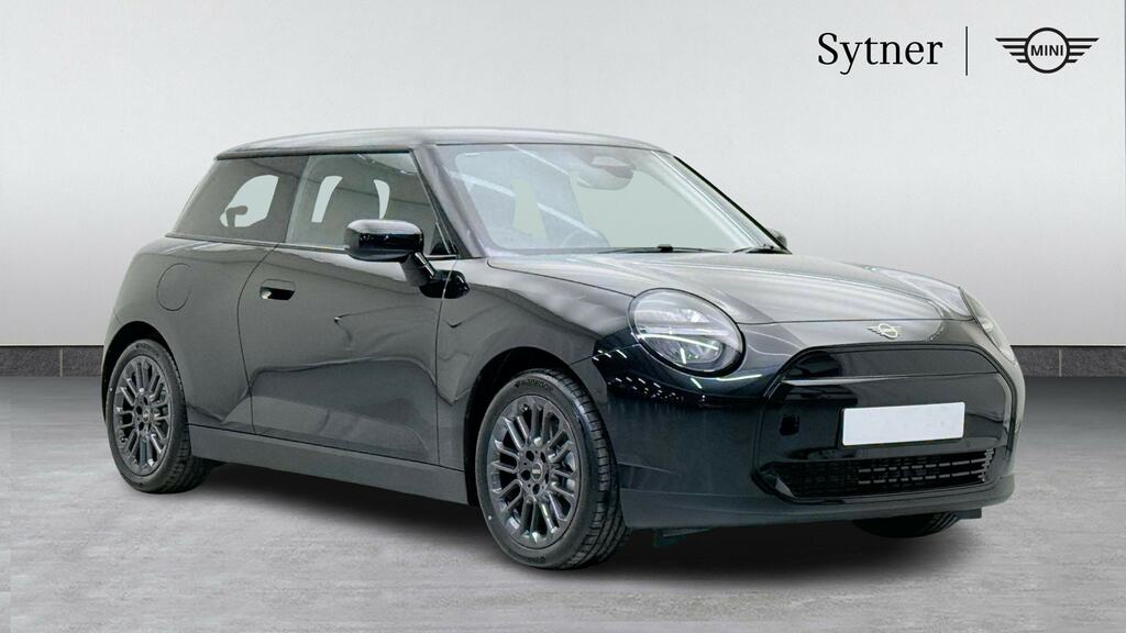 Mini Hatch 135Kw E Monochrome 41Kwh Black