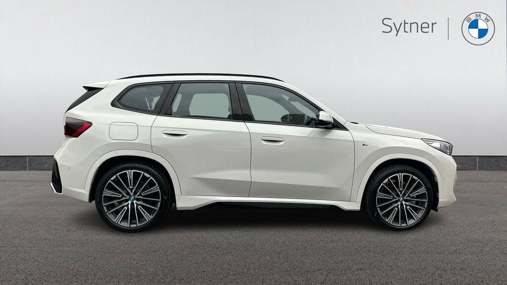 BMW iX1 230Kw Xdrive30 M Sport 65Kwh YH73JGZ White #3