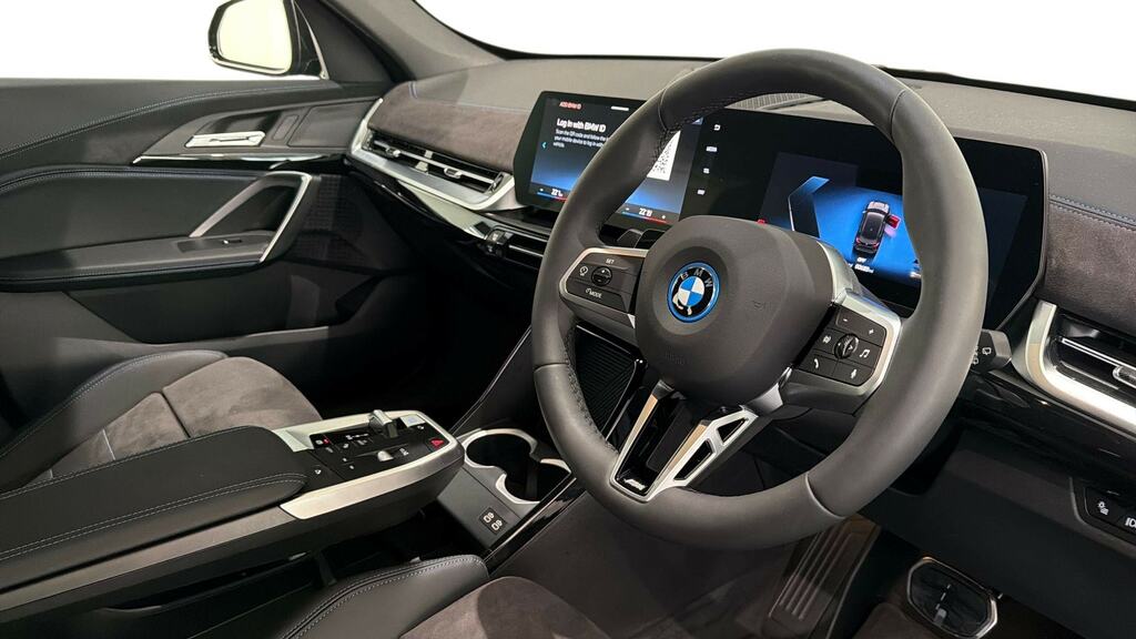 BMW iX1 150Kw Edrive20 Shadow Edition 65Kwh CV26LCT Black #6