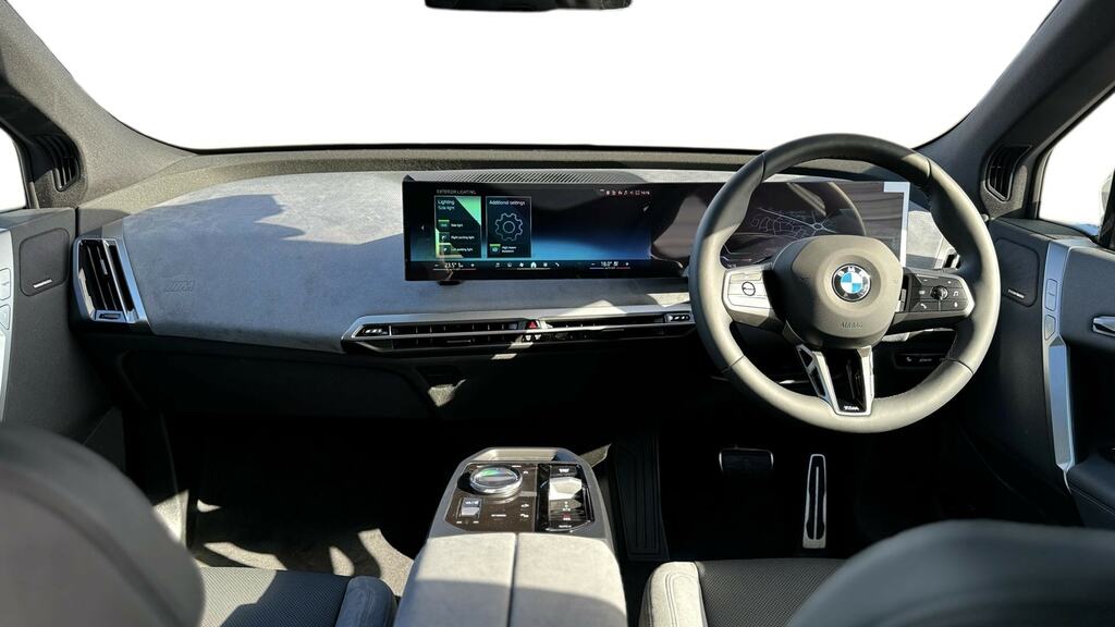 BMW iX 300Kw Xdrive45 M Sport 101Kwh VK75ESG White #4