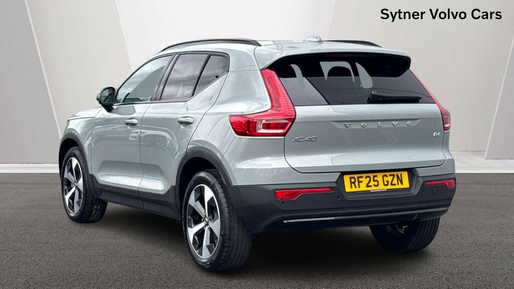 Volvo XC40 2.0 B4p Plus Dark RF25GZN Grey #2