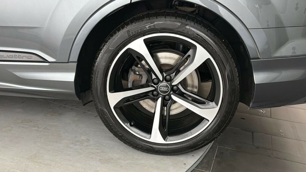 Audi Q7 55 Tfsi Quattro Black Edition Tiptronic LS72FFJ Grey #5