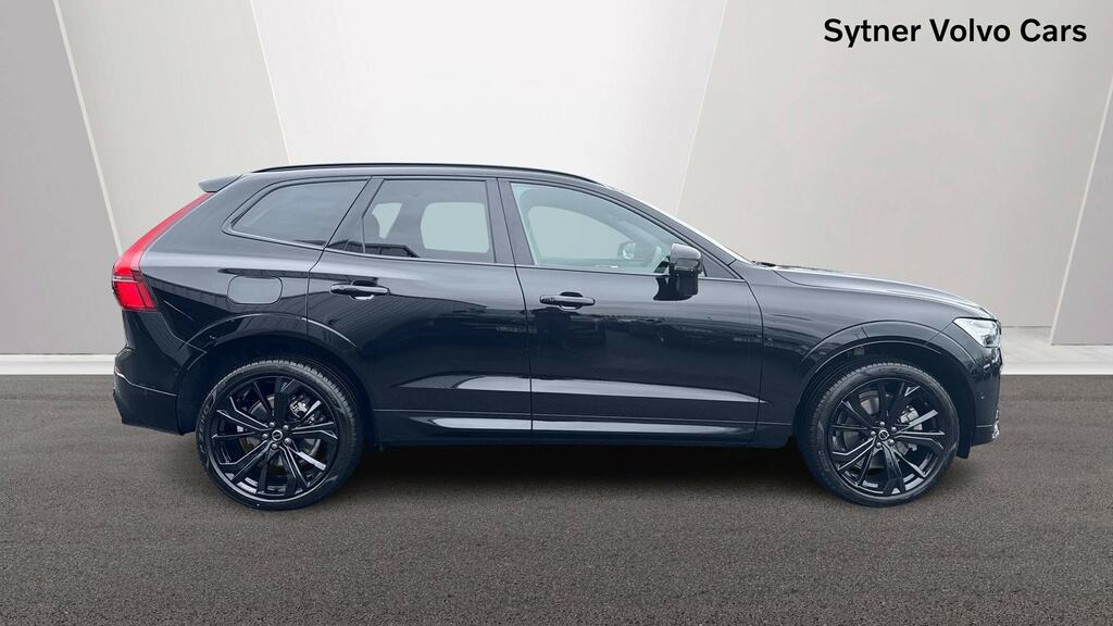 Volvo XC60 2.0 T6 350 Phev Plus Black Ed Awd Geartronic PE26YCZ Black #3