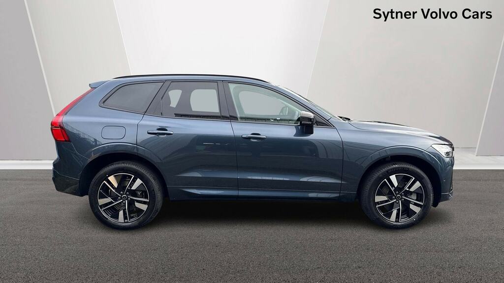Volvo XC60 2.0 T6 350 Phev Plus Dark Awd Geartronic PE26YCW Blue #3