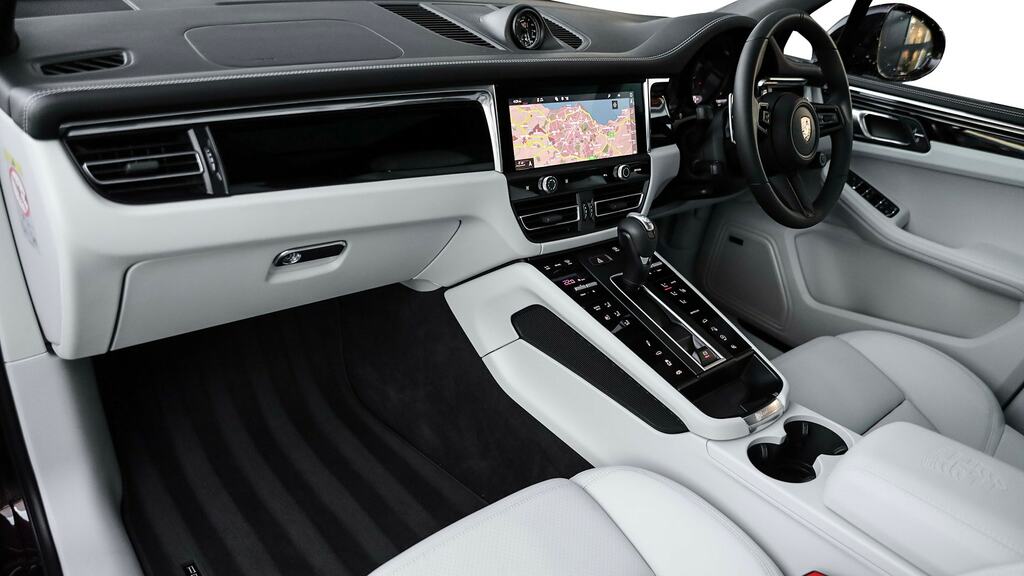 Porsche Macan T Pdk SL75XCG Red #3