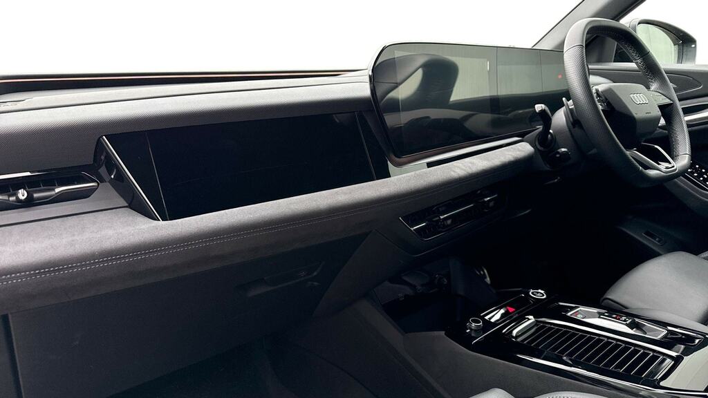 Audi Q6 E-Tron 225Kw Performance 100Kwh Edition 1 Sv KP25AYM Black #2