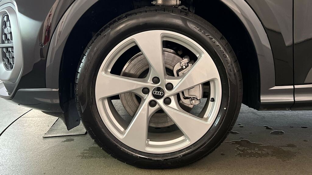 Audi Q5 2.0 Tfsi E Quattro 299 S Line S Tronic Sv Black #5