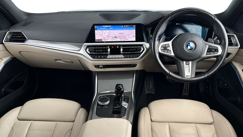 BMW 3 Series 330E M Sport Pro Edition Step Tech Pack HK22EWU Blue #4