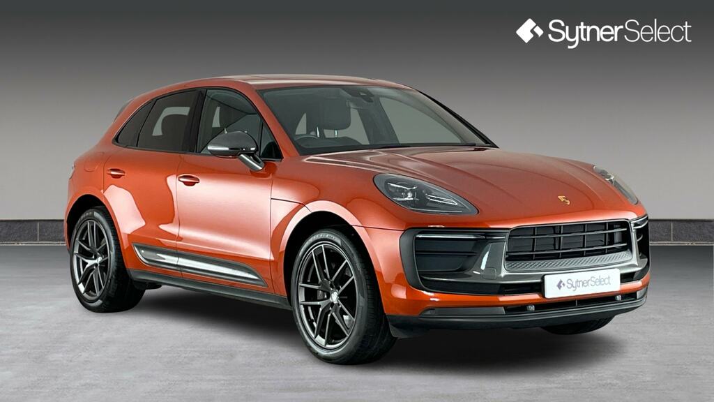 Porsche Macan T Pdk Orange