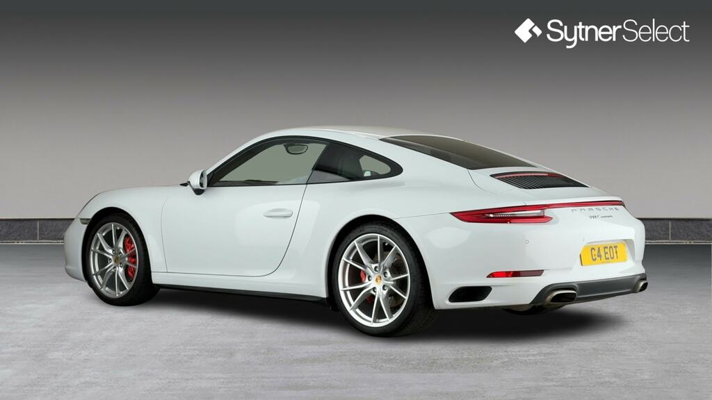 Porsche 911 2dr Pdk C4EOT White #2