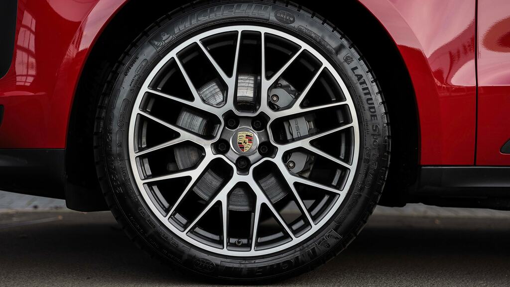 Porsche Macan S Pdk Red #4