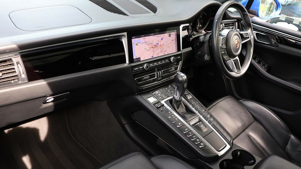 Porsche Macan 5dr Pdk SJ19LPA Blue #3
