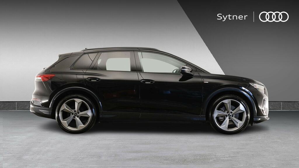 Audi Q4 E Tron 150Kw 40 63Kwh Black Edition RA75GGZ Black #4