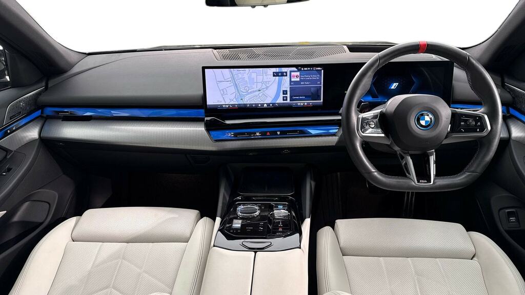 BMW i5 442Kw M60 Xdrive 84Kwh YJ73SVS Black #4