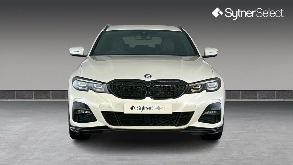BMW 3 Series 330E M Sport Step CV71OXM White #4