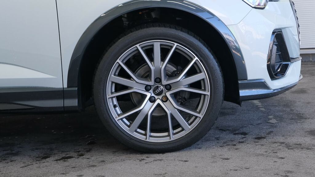 Audi Q3 35 Tfsi Black Edition S Tronic 20 Alloy SN24PHD Silver #5