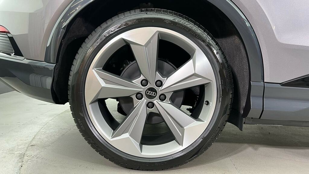 Audi Q4 E Tron 210Kw 45 82Kwh Black Edition Tech Pack FP26PXY Grey #5