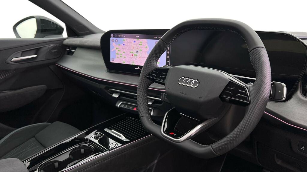Audi Q3 1.5 E-hybrid Launch Edition Plus S Tronic FP26PVJ White #6