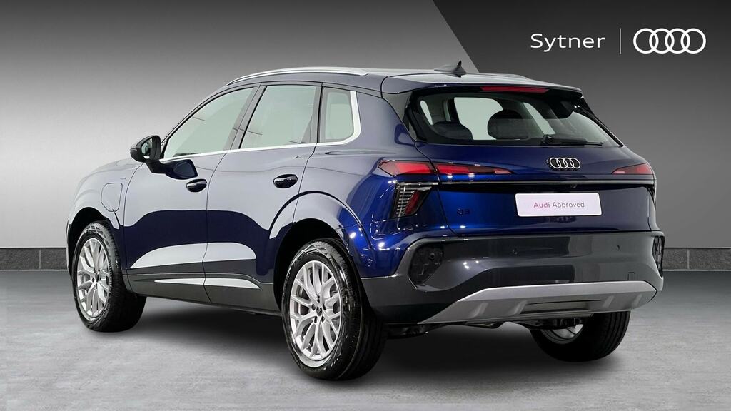 Audi Q3 1.5 E-hybrid Sport S Tronic Soundvision FG26EYD Blue #3