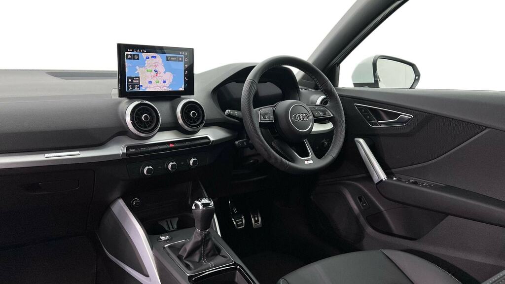 Audi Q2 35 Tfsi S Line FG26UZK White #2