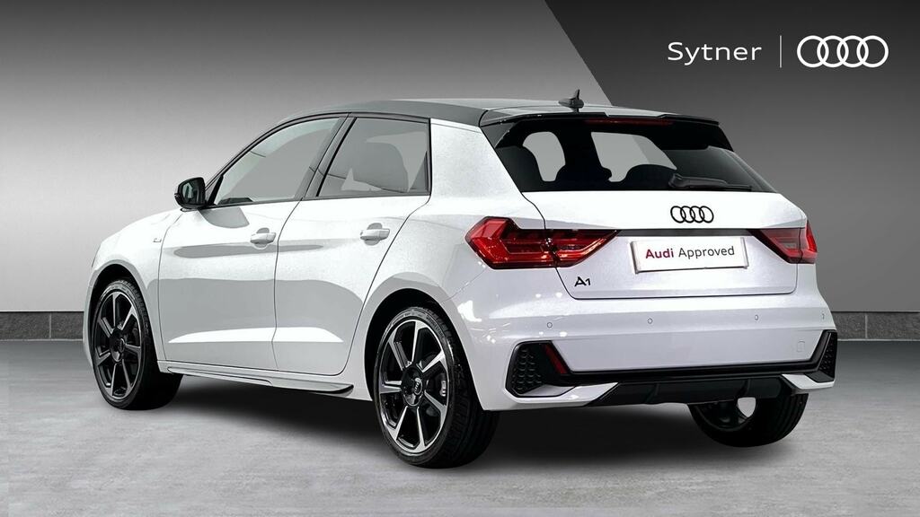 Audi A1 35 Tfsi Black Edition S Tronic FG26GSV White #3
