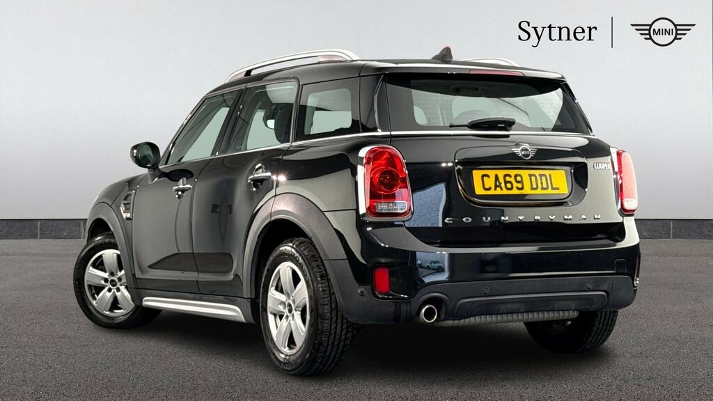Mini Countryman 1.5 Cooper Classic CA69DDL Black #2