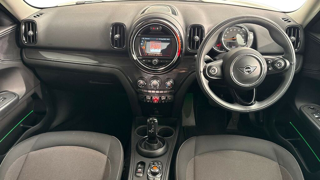 Mini Countryman 1.5 Cooper Classic CA69DDL Black #4