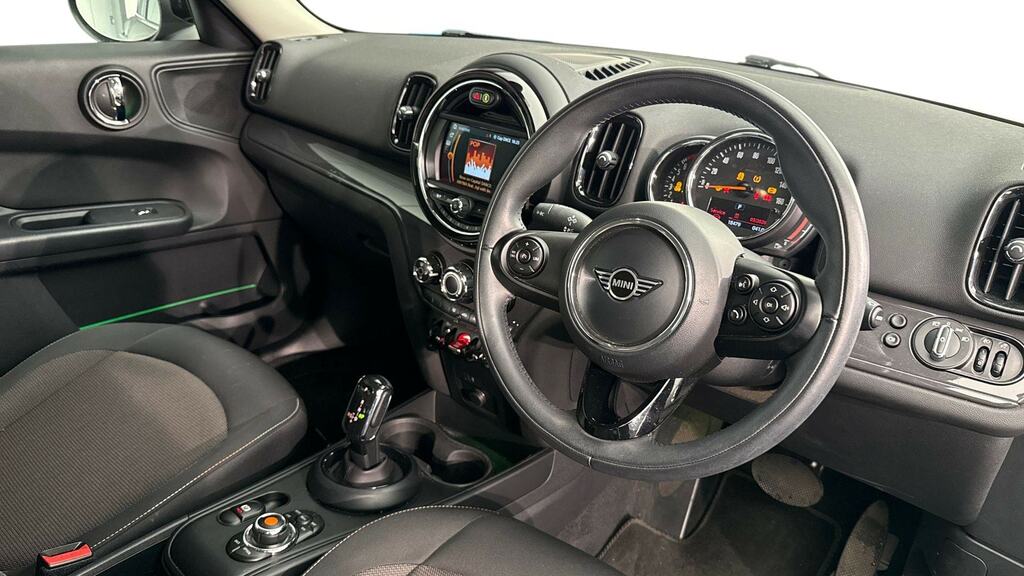Mini Countryman 1.5 Cooper Classic CA69DDL Black #6