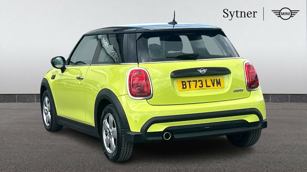 Mini Hatch 1.5 Cooper Classic Premium BT73LVM Yellow #2