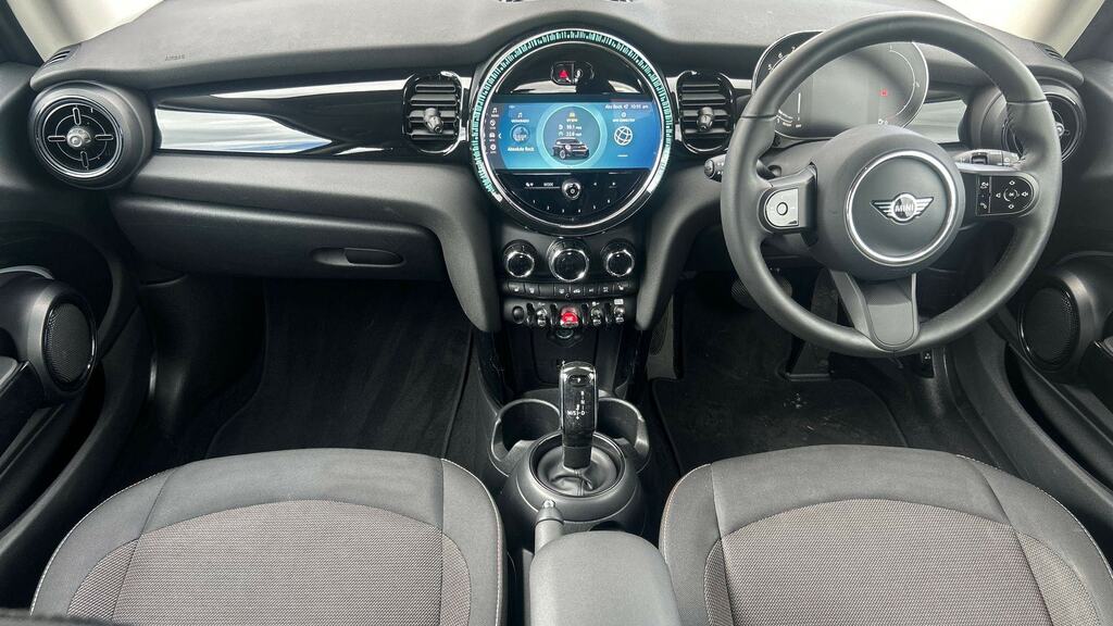 Mini Hatch 1.5 Cooper Classic Premium BT73LVM Yellow #4