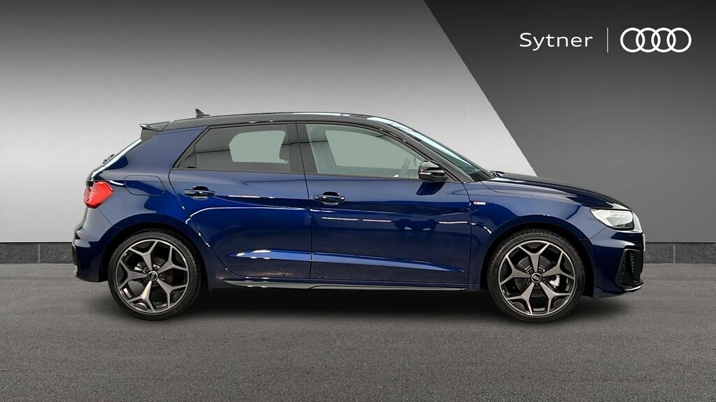 Audi A1 35 Tfsi Black Edition S Tronic FN26ATO Blue #4