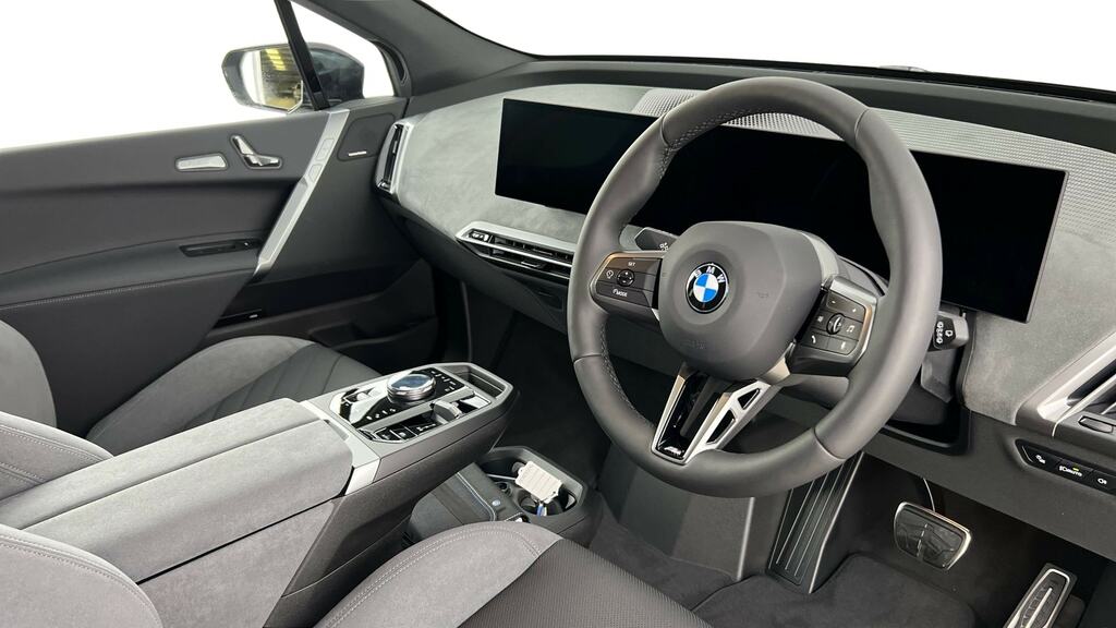 BMW iX 300Kw Xdr45 M Sport 101Kwh Techskypro BW25OPP Black #6