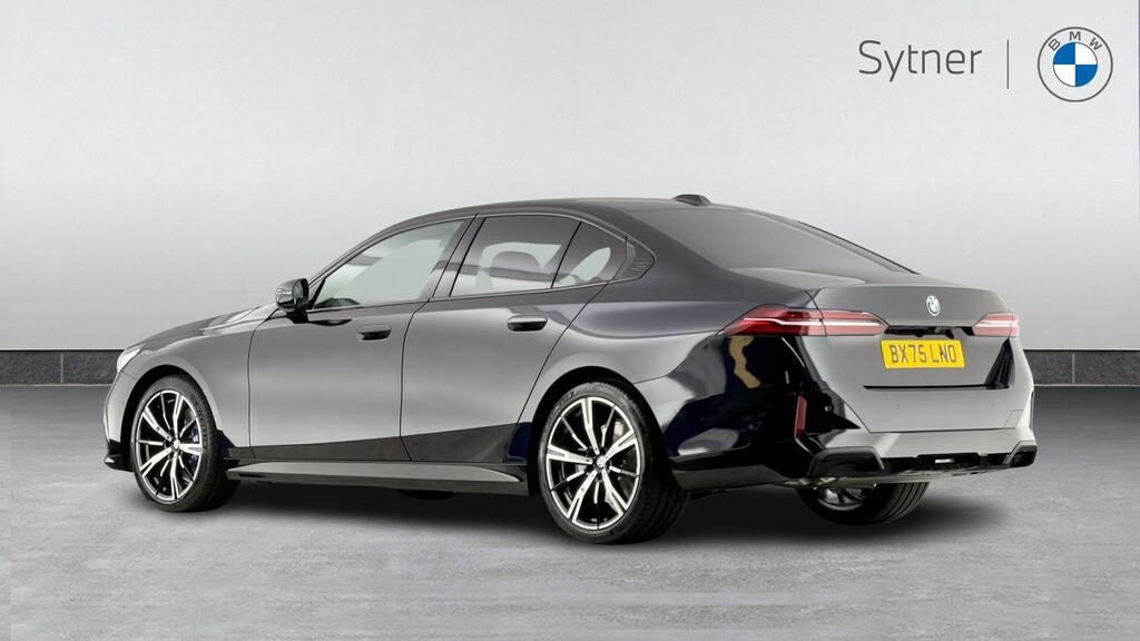 BMW 5 Series 520I M Sport BX75LNO Black #2